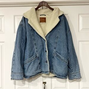 Levi's Blue Denim Jacket with Cream Lining